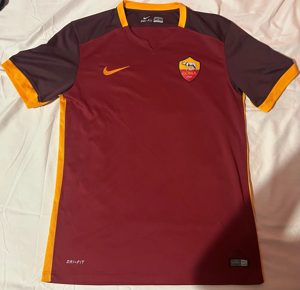 Nike T-shirts