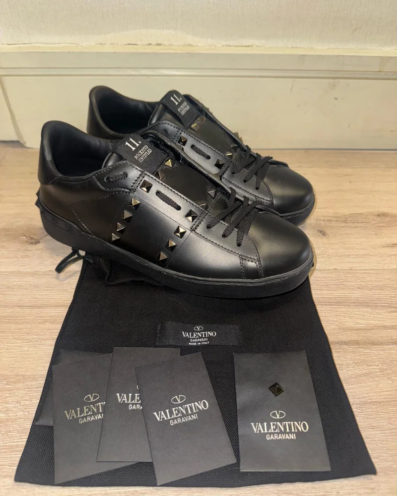 Valentino سنيكرز
