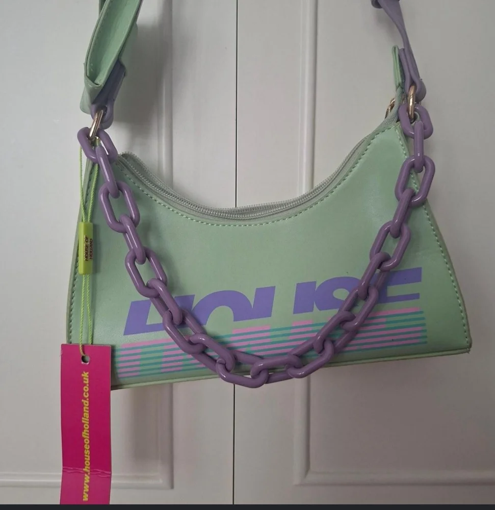 Shoulder Bags