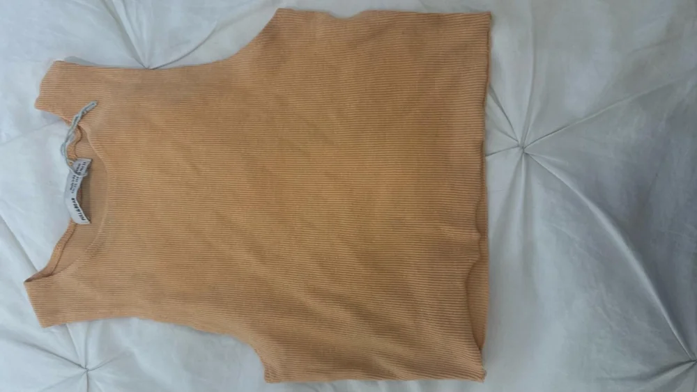 Pull & Bear Crop Tops