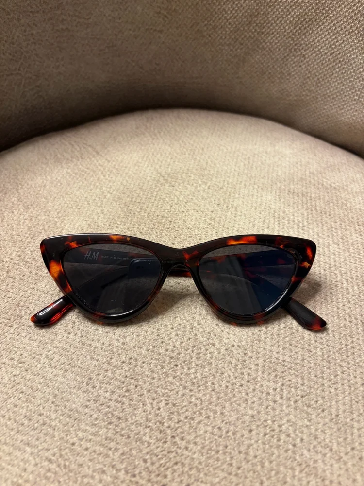H&M Sunglasses, Excellent, photo 2