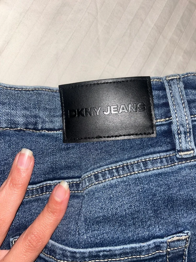 DKNY Jeans