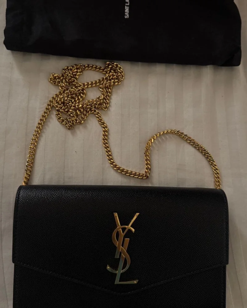 Yves Saint Laurent Shoulder Bag