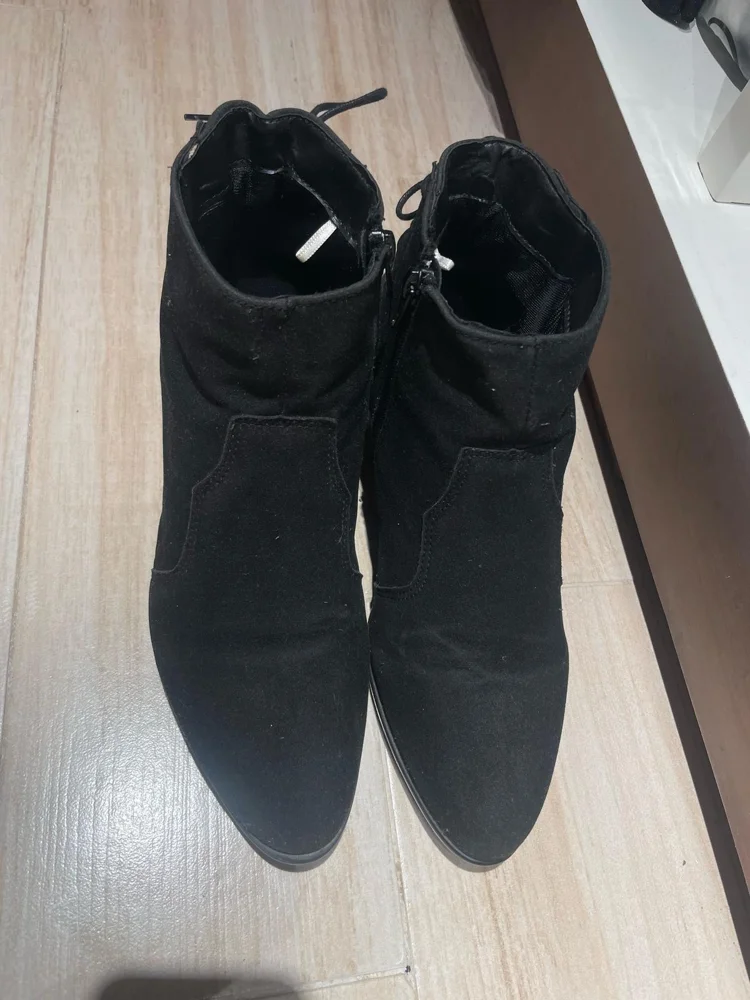 LC Wakiki بوت