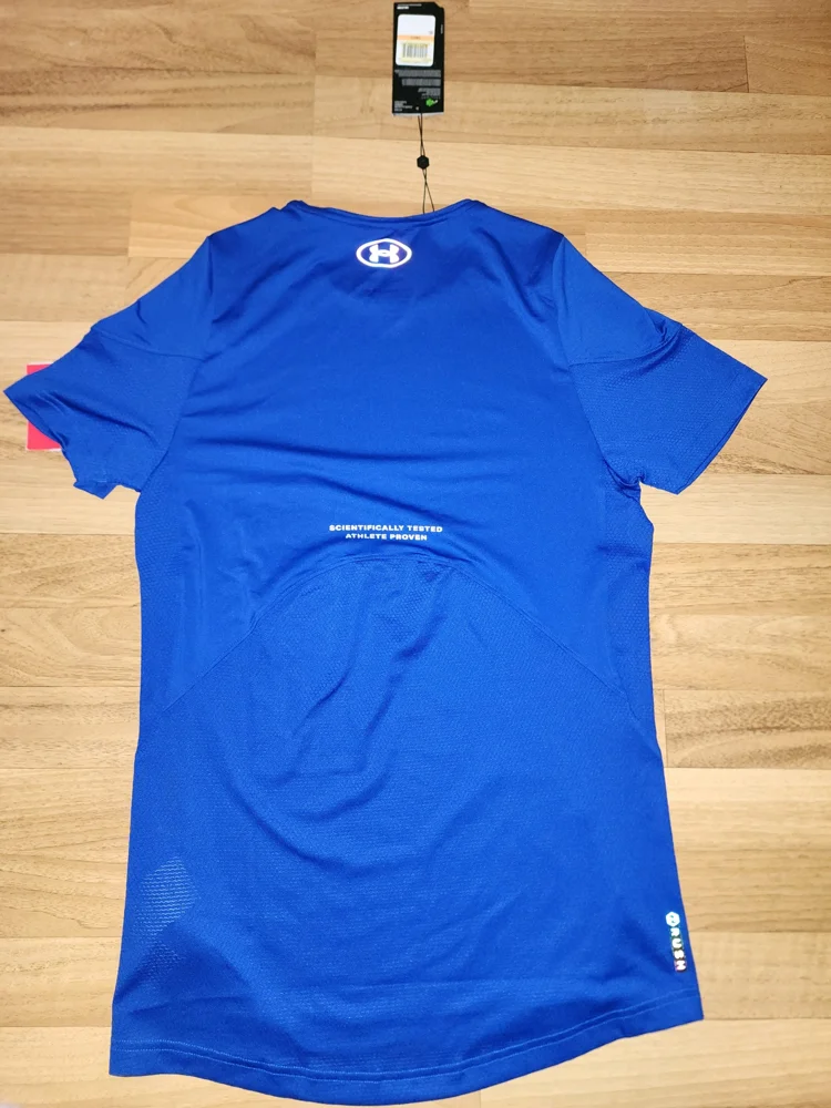Under Armour T-shirts, New with tags, size S, photo 3