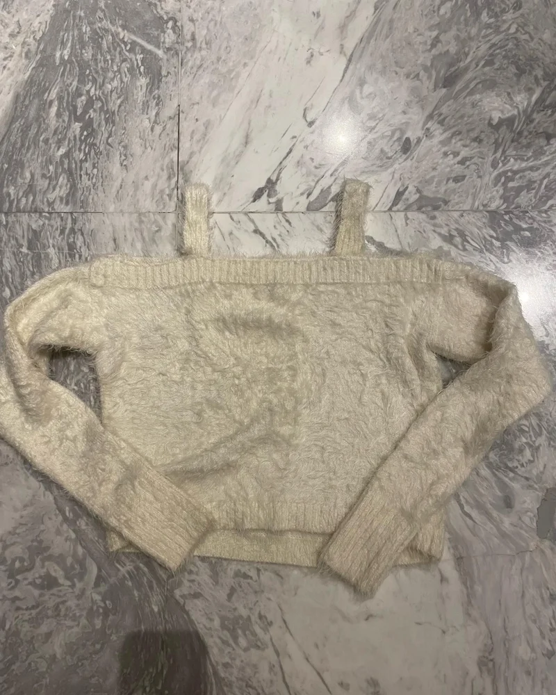 Sweaters & Pullovers