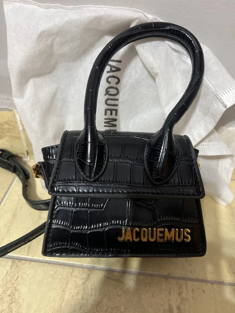 Cross-Body Bags