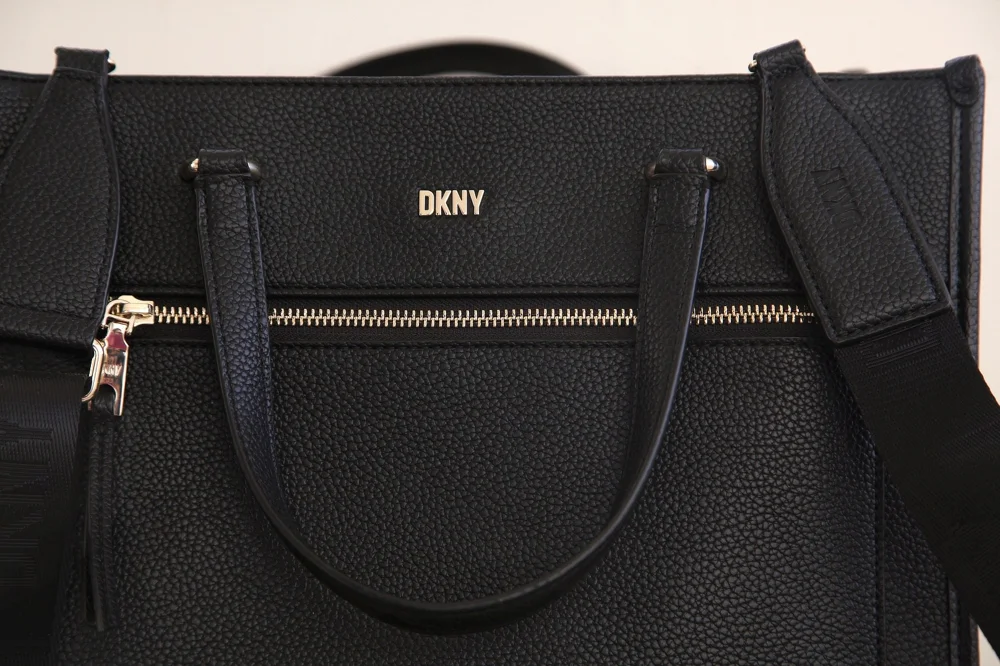 DKNY Shoulder Bags, size Other, photo 2