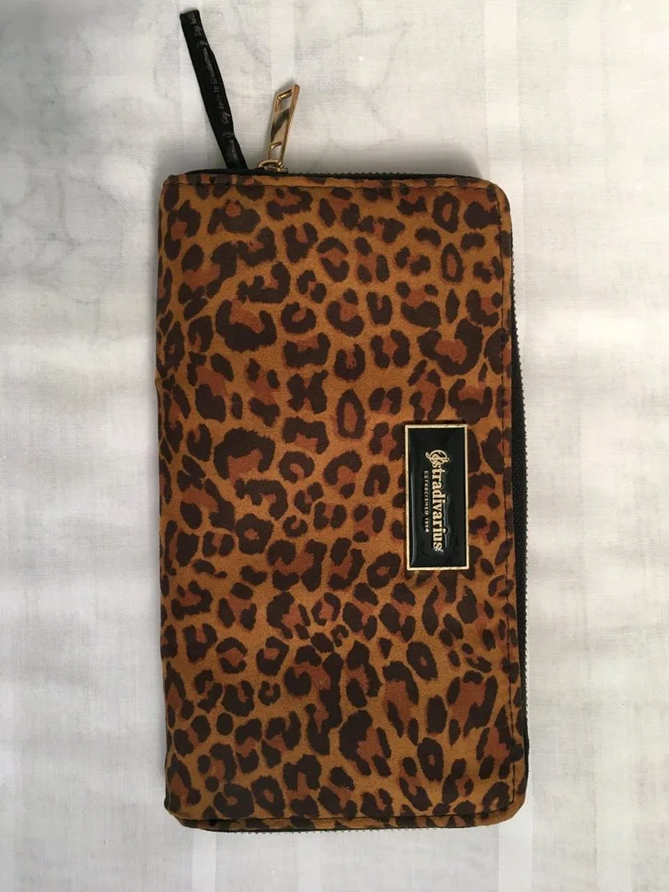 Stradivarius Wallets