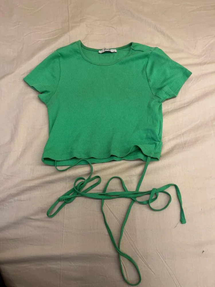 XSIDE Crop Tops