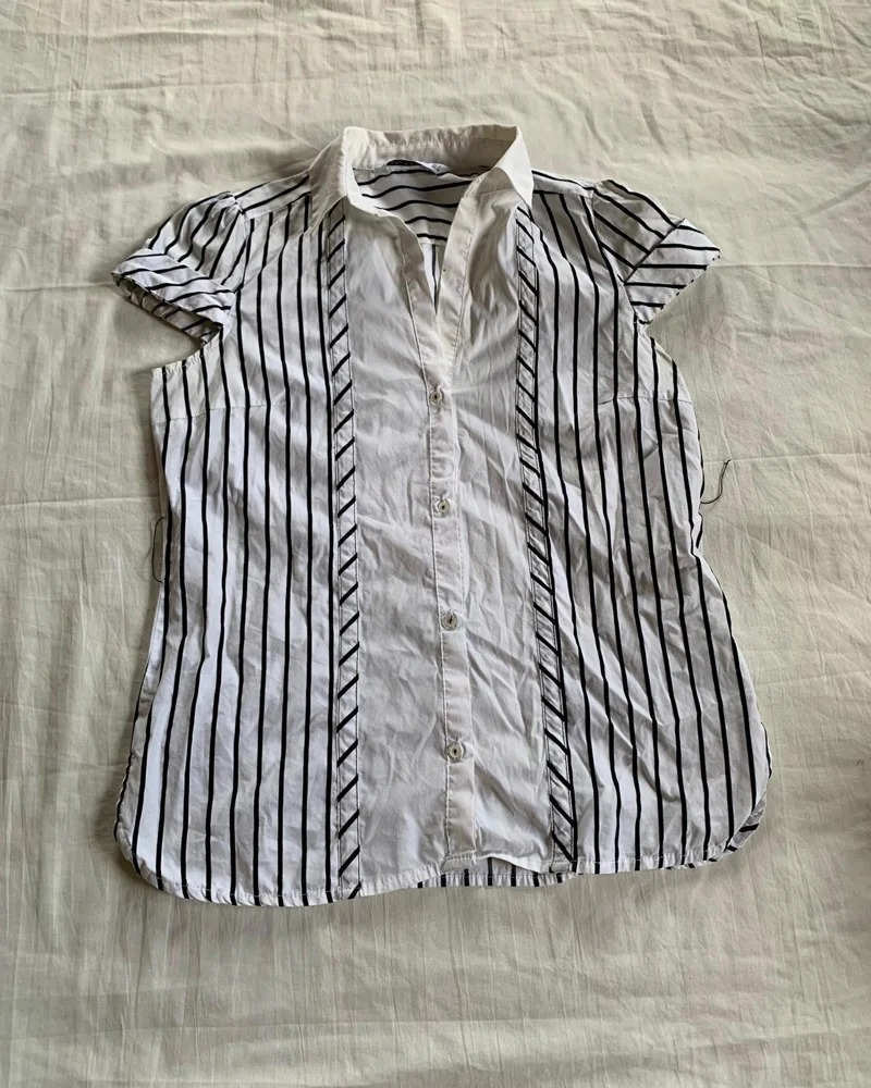 Zara قمصان