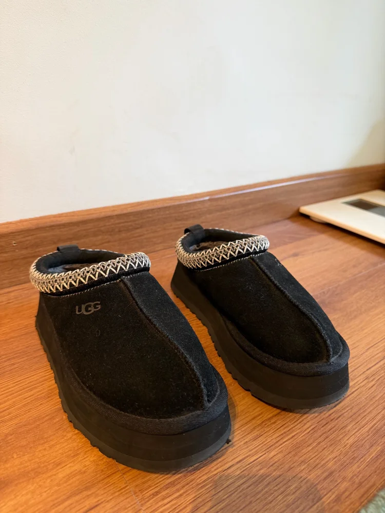 UGG Loafers, size 37, photo 2