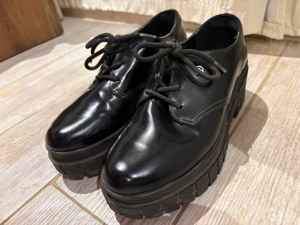 Lace-ups