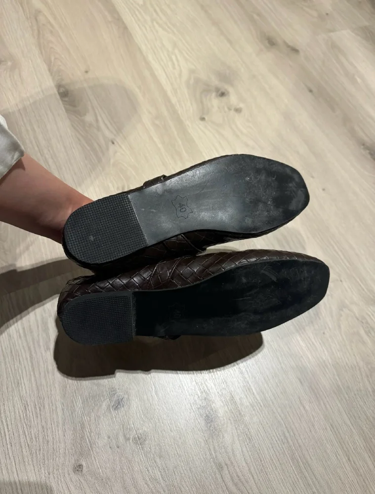 Local Flats, size 40, photo 5