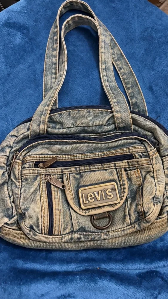 Shoulder Bags