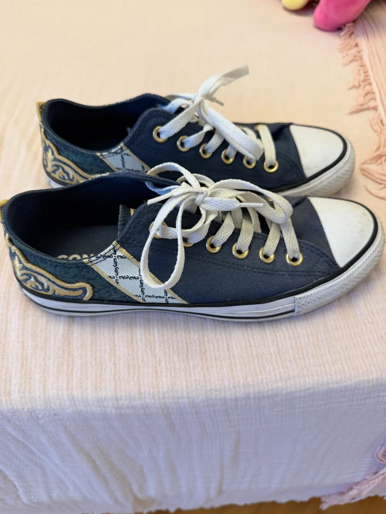 Converse Sneakers