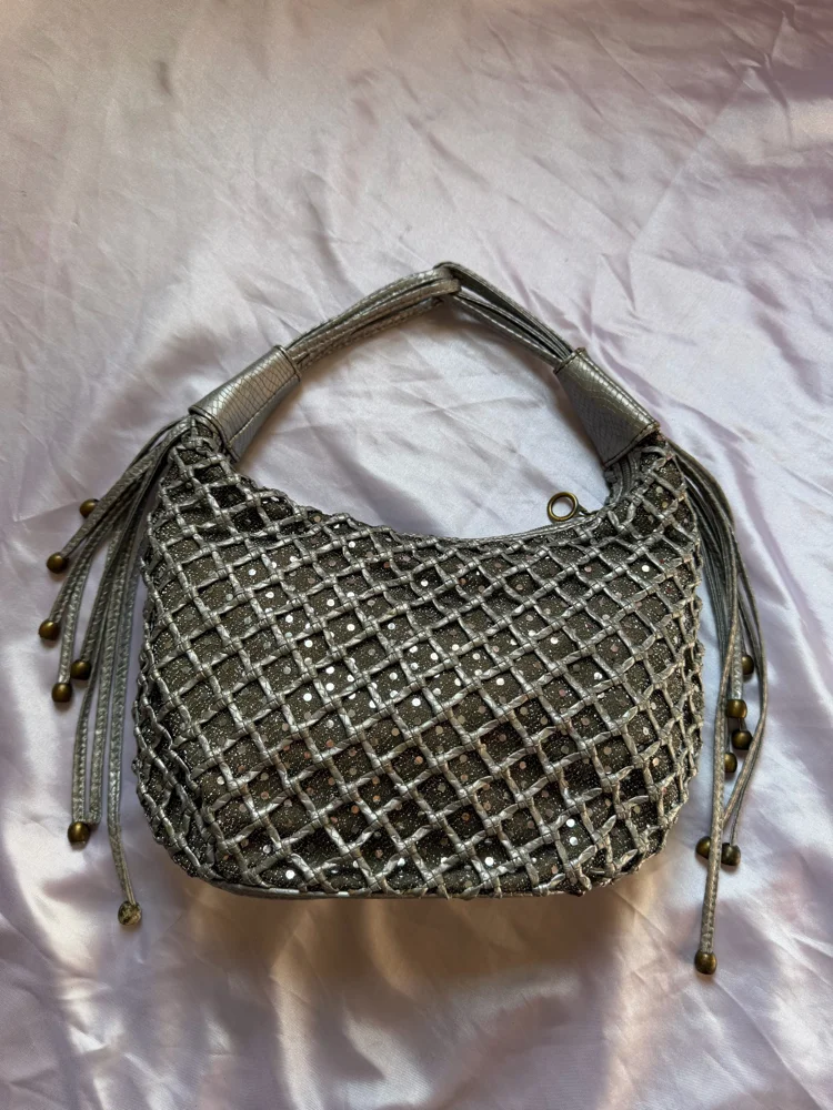 Shoulder Bags