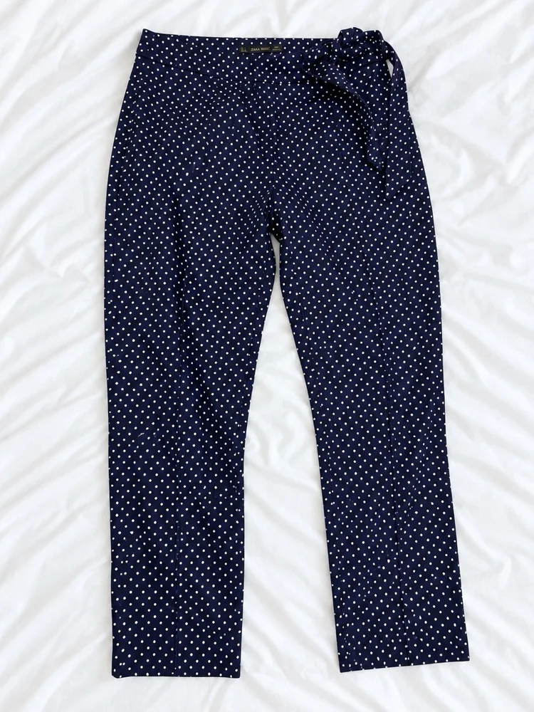 Zara بنطلونات
