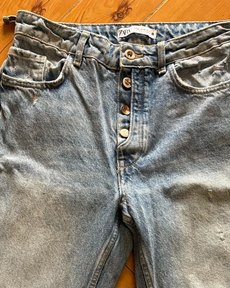 Zara Jeans