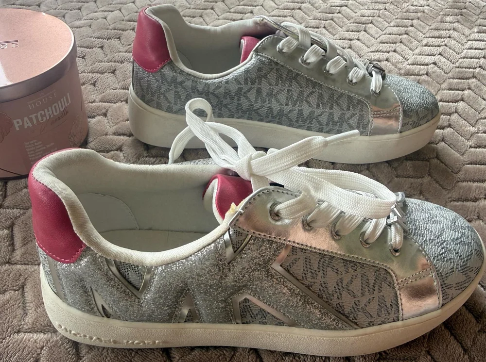 Michael Kors سنيكرز