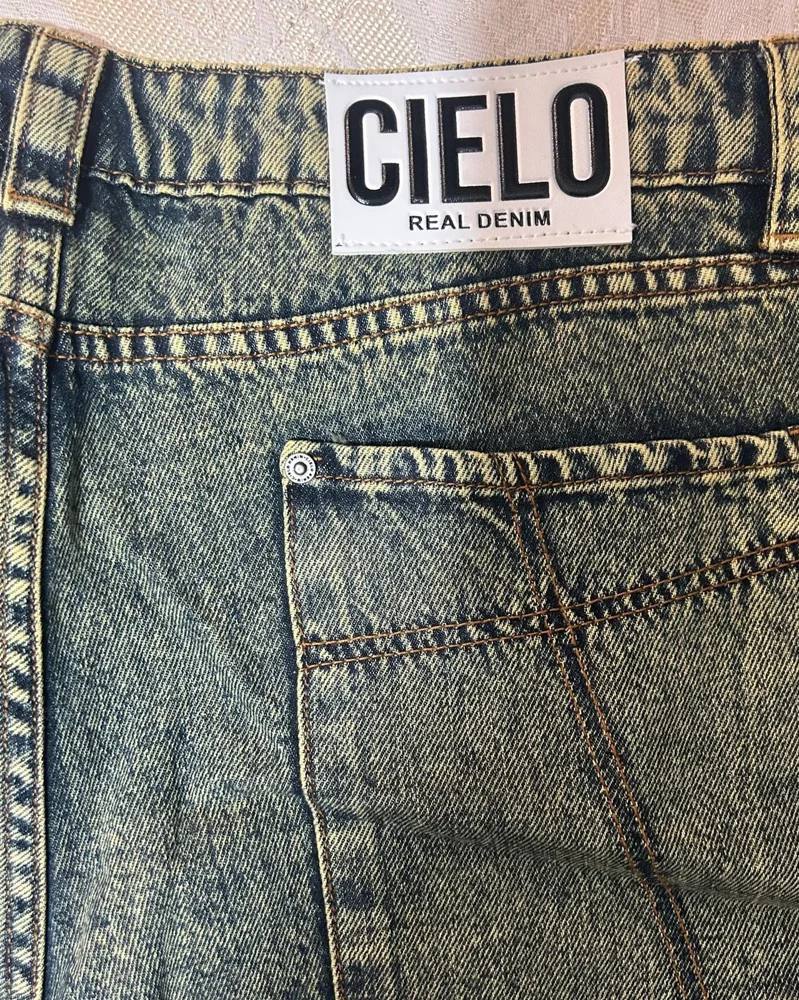 Cielo Shorts