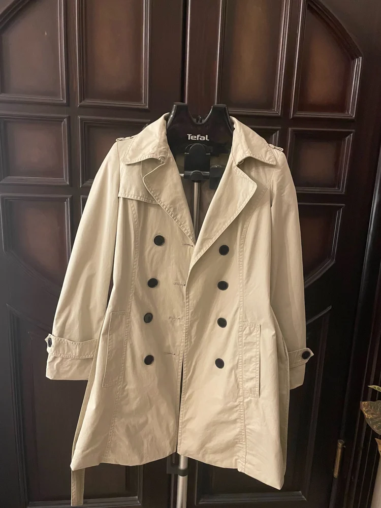 Zara Coats