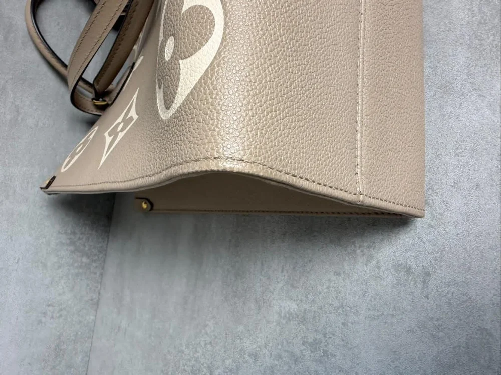 Louis Vuitton Tote Bags, New with tags, photo 4