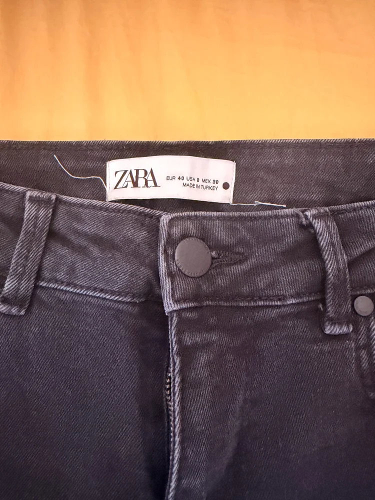 Zara Jeans