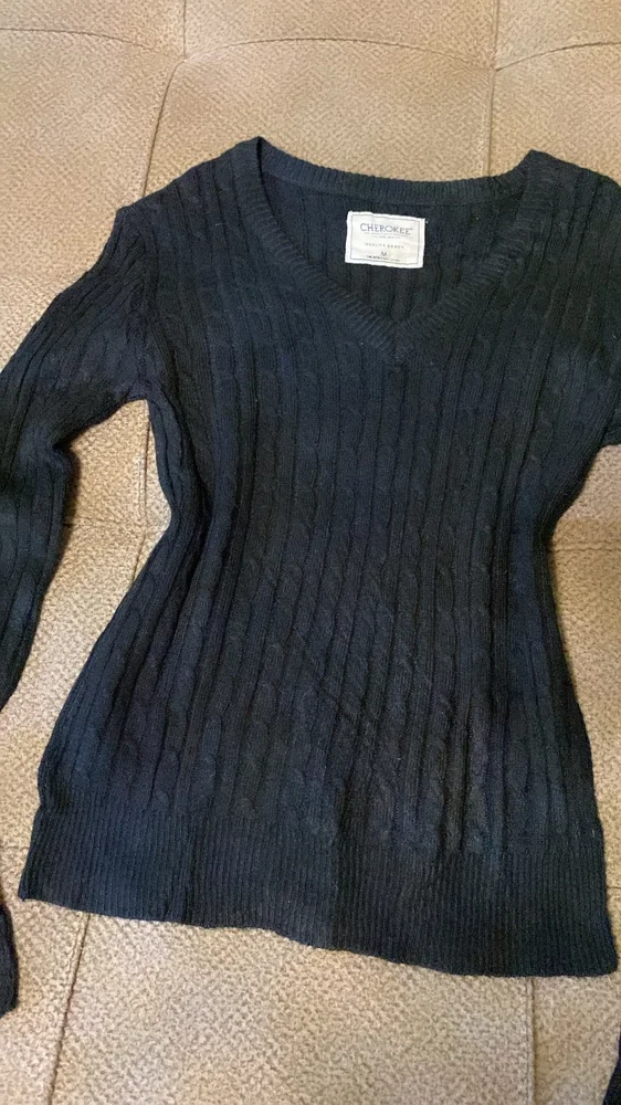 Sweaters & Pullovers