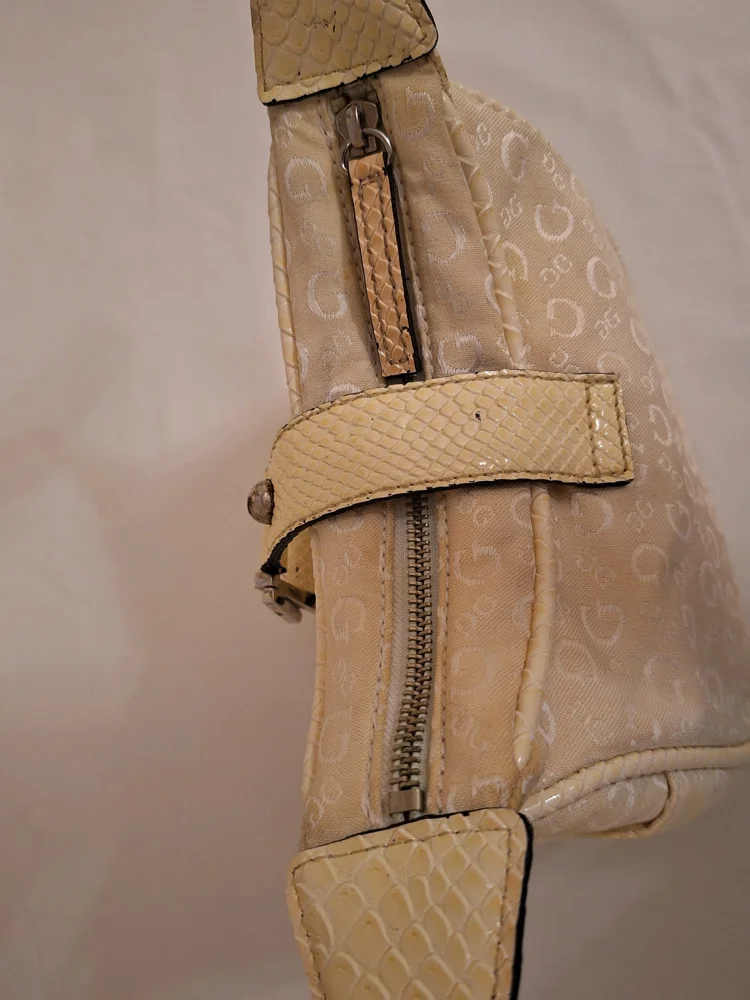GUESS Shoulder Bags, Fair, photo 5