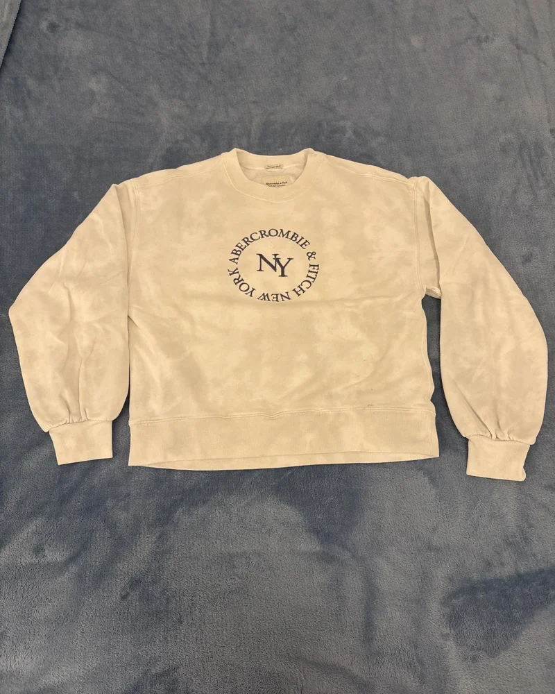 Abercrombie & Fitch Sweatshirts