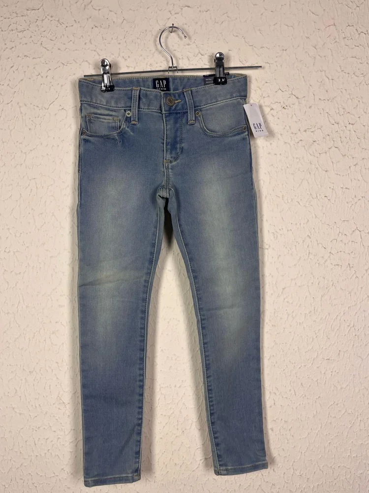 GAP Bottoms, size 6y