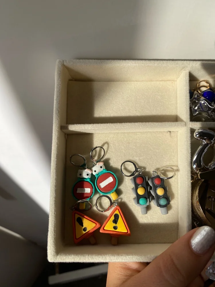 Elmahrosa Earrings
