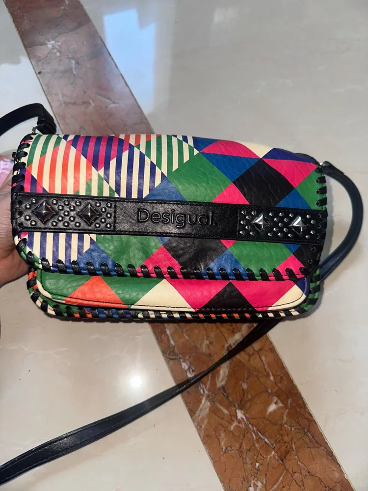 Desigual شنط كروس