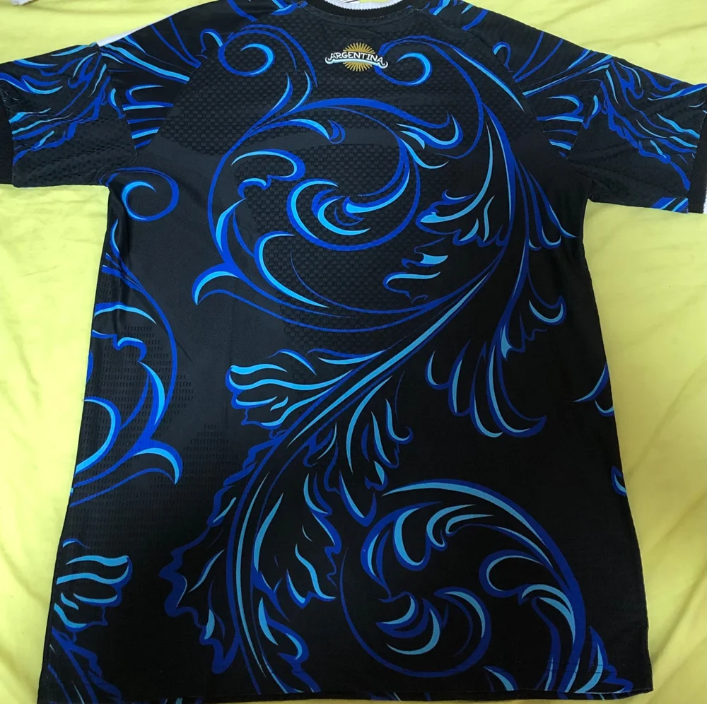 local brands T-shirts, size M, photo 4