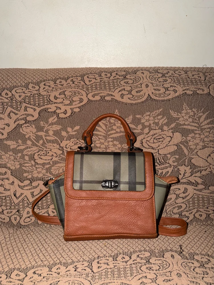 Cross-Body Bags