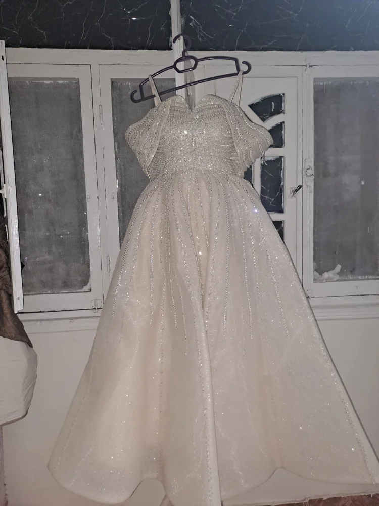فساتين فرح، حالة ممتازة، مقاس L / 40 / 12، صورة 2