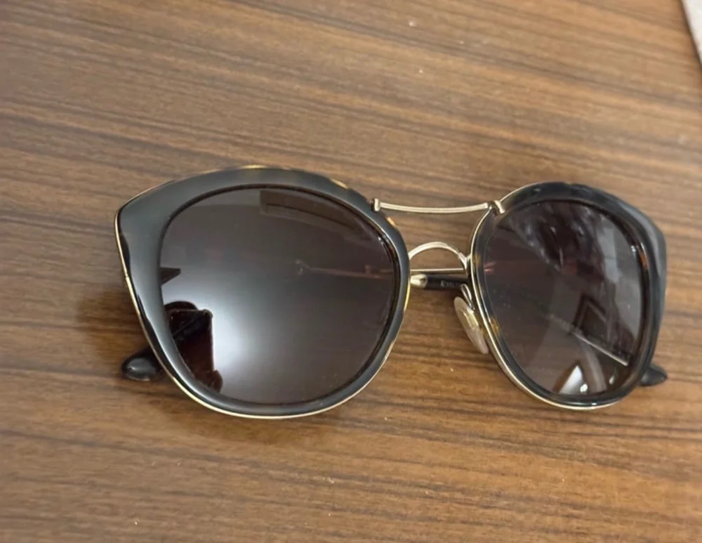Burberry Sunglasses, New with tags, photo 5
