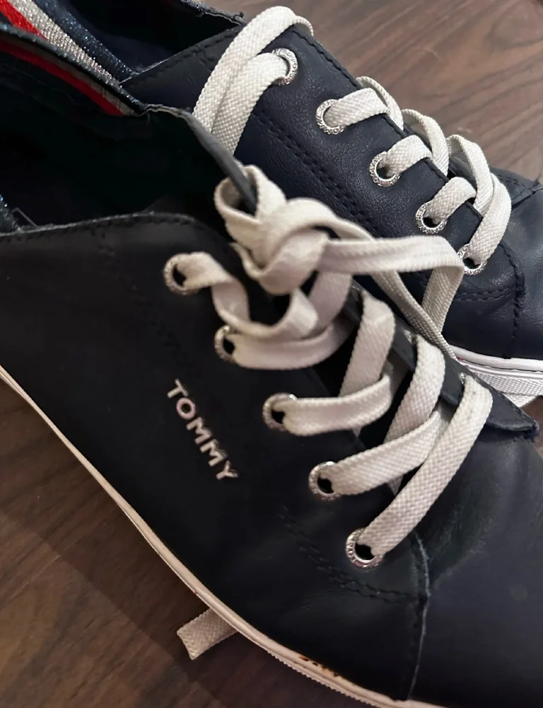 Tommy Hilfiger جزم برباط، حالة ممتازة، مقاس 40، صورة 3