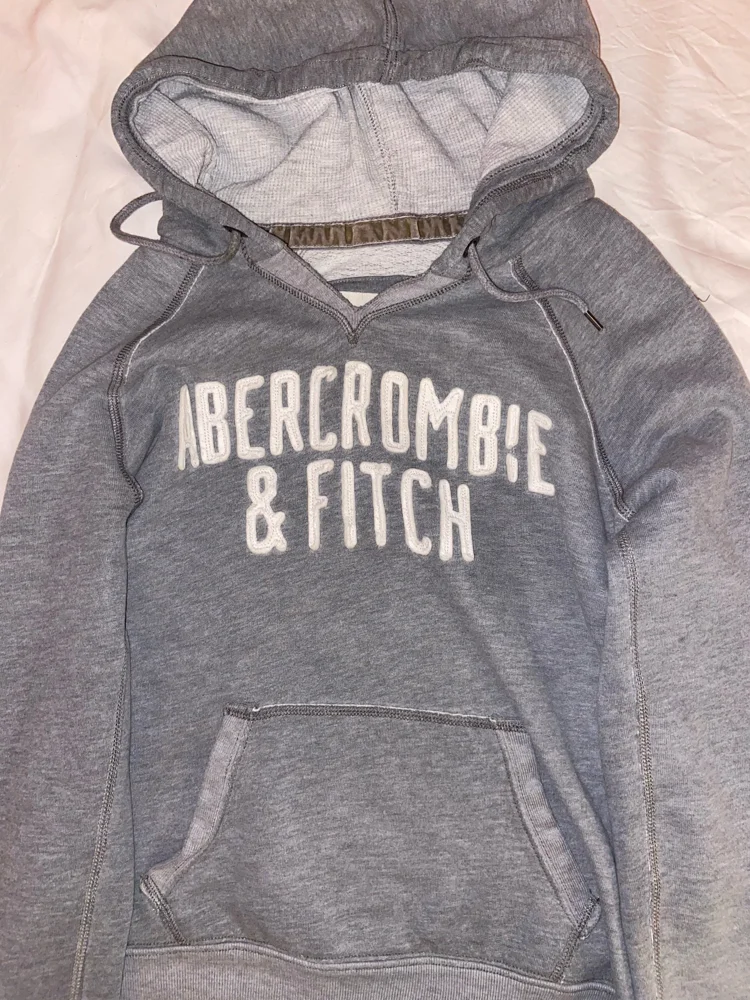 Abercrombie & Fitch Hoodies, size L