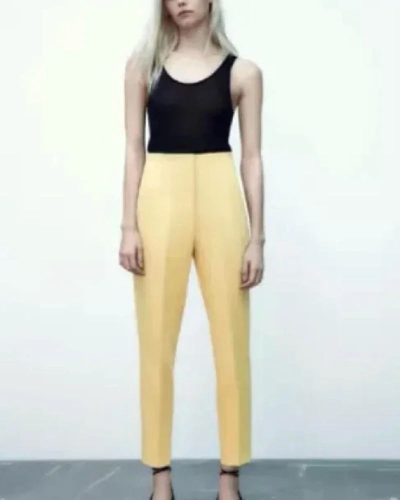 Zara بنطلونات