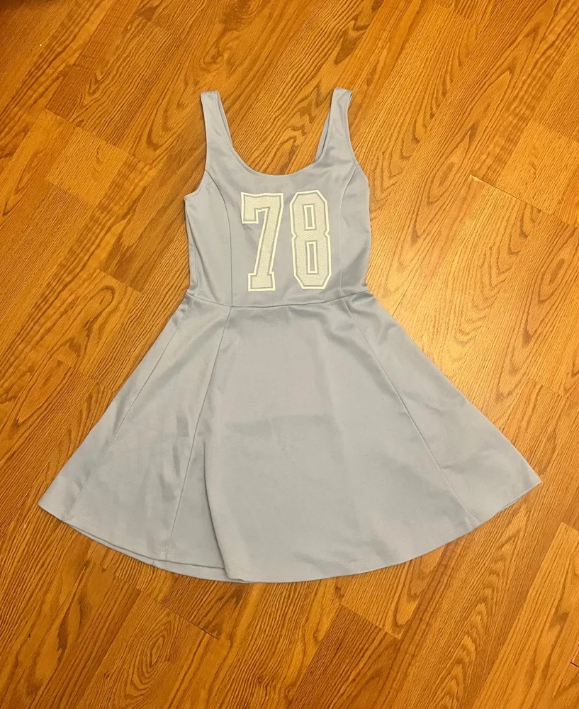 H&M فساتين قصيرة