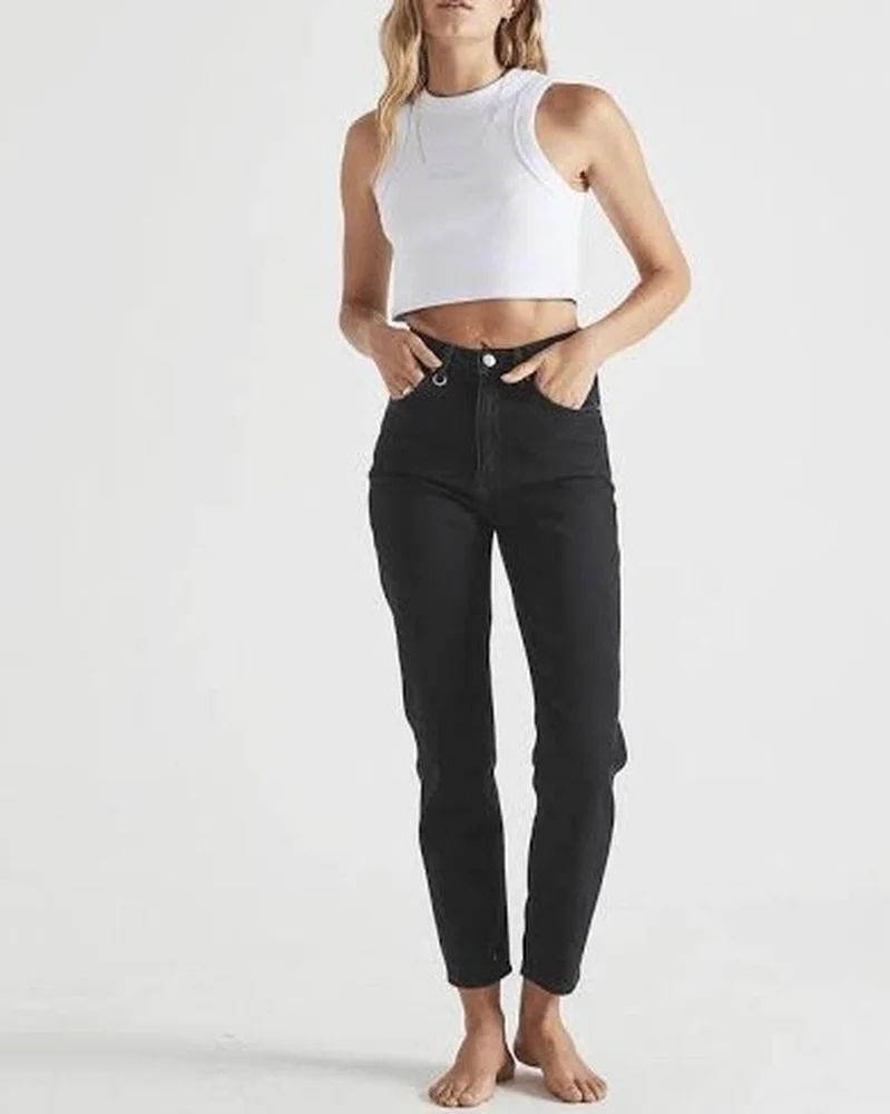 Bershka چينز
