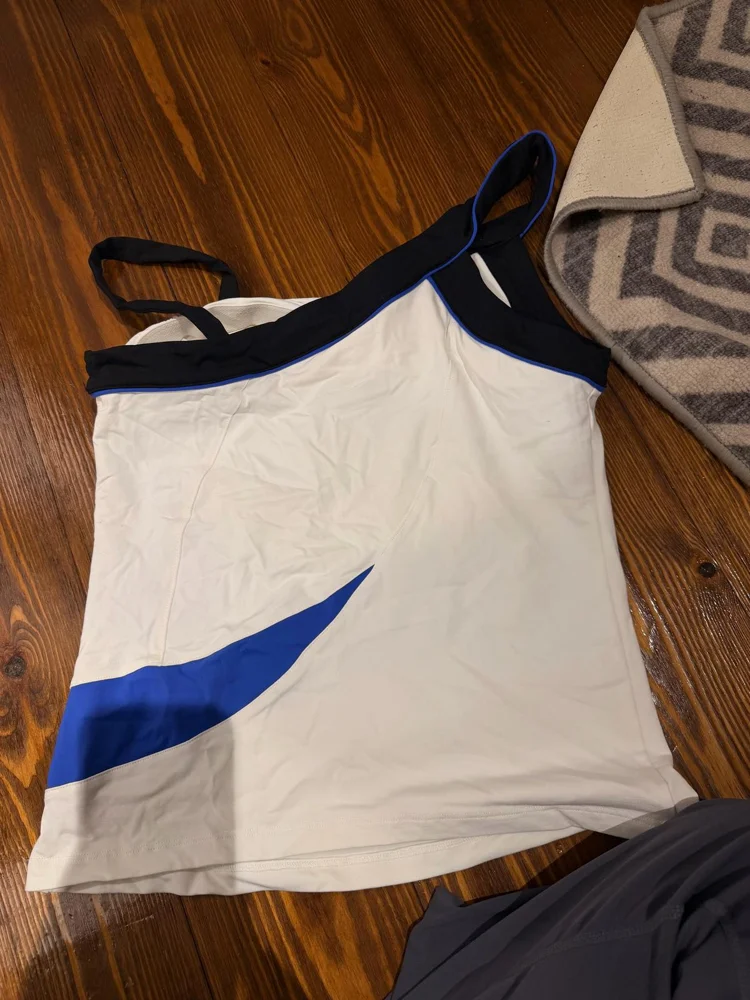 Bebe Tank Tops
