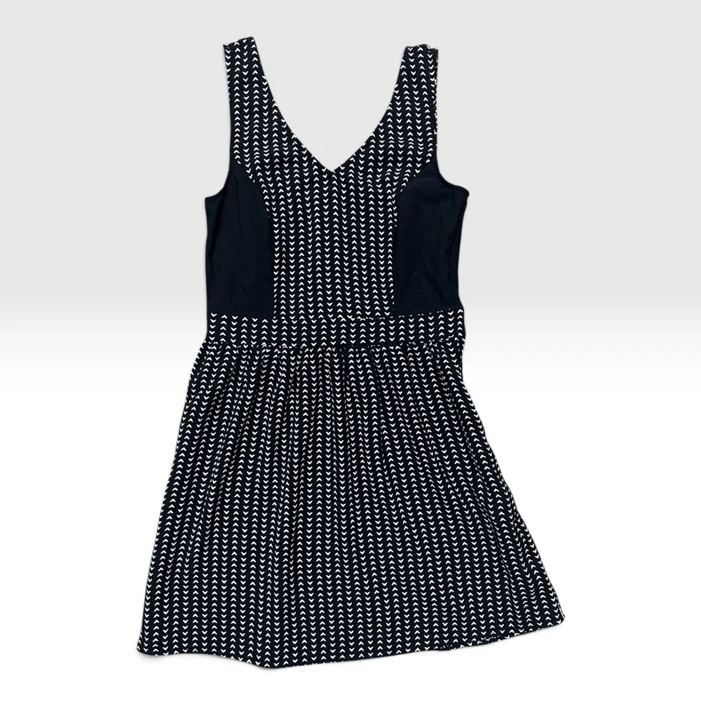 H&M فساتين قصيرة، حالة ممتازة، مقاس M / 38 / 10، صورة 2