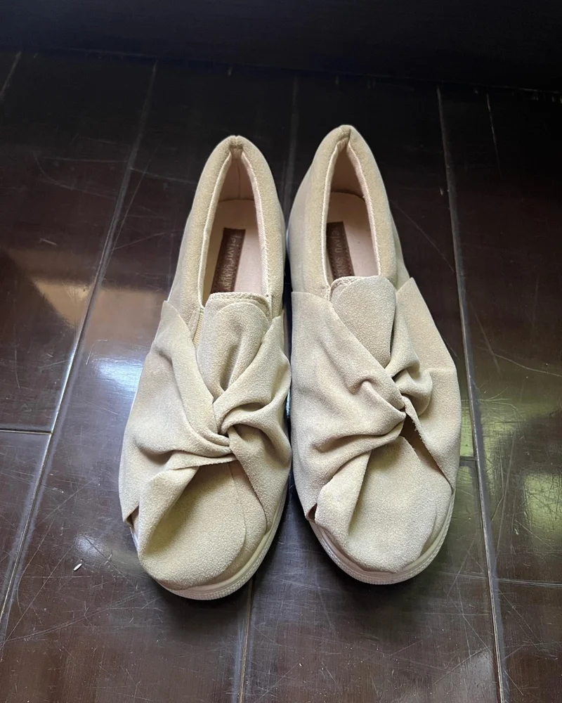 deja vu Flats