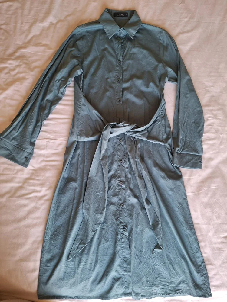 Midi Dresses