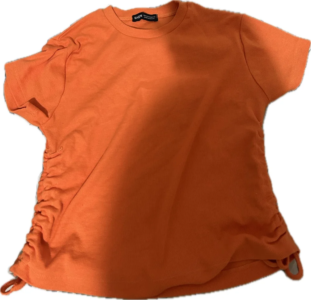Shein تيشيرتات