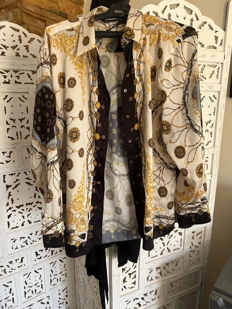 Zara بلوزات
