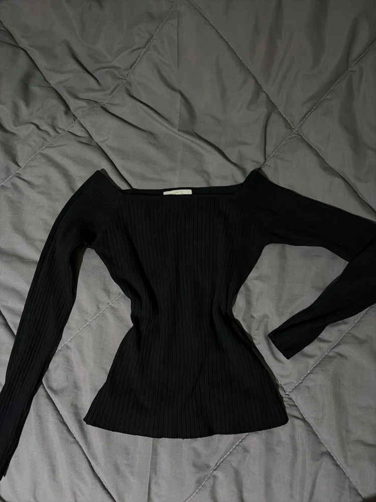 Sweaters & Pullovers